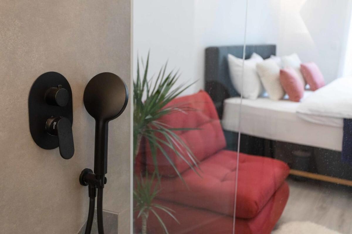 Lux Nest II City Apartment Urban Stay Zagreb Bagian luar foto